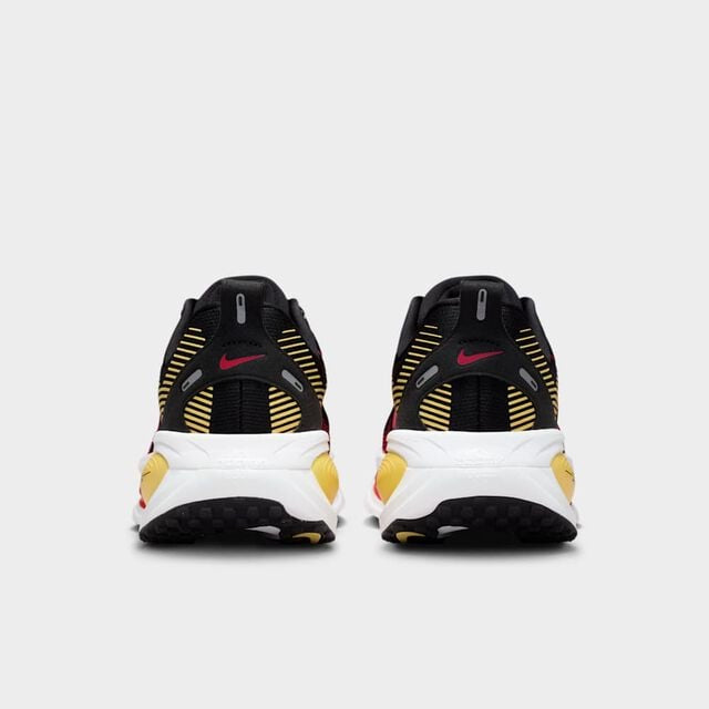 Nike Vomero 18